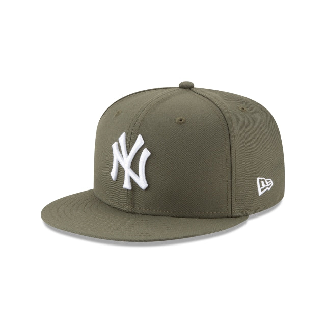 Gorra New York Yankees MLB Classics 59FIFTY Cerrada Olivo New Era