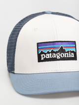 Gorra Patagonia P-6 Logo Trucker blue/white