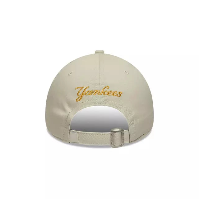 Gorra 9Forty New York Yankees Floral Beige