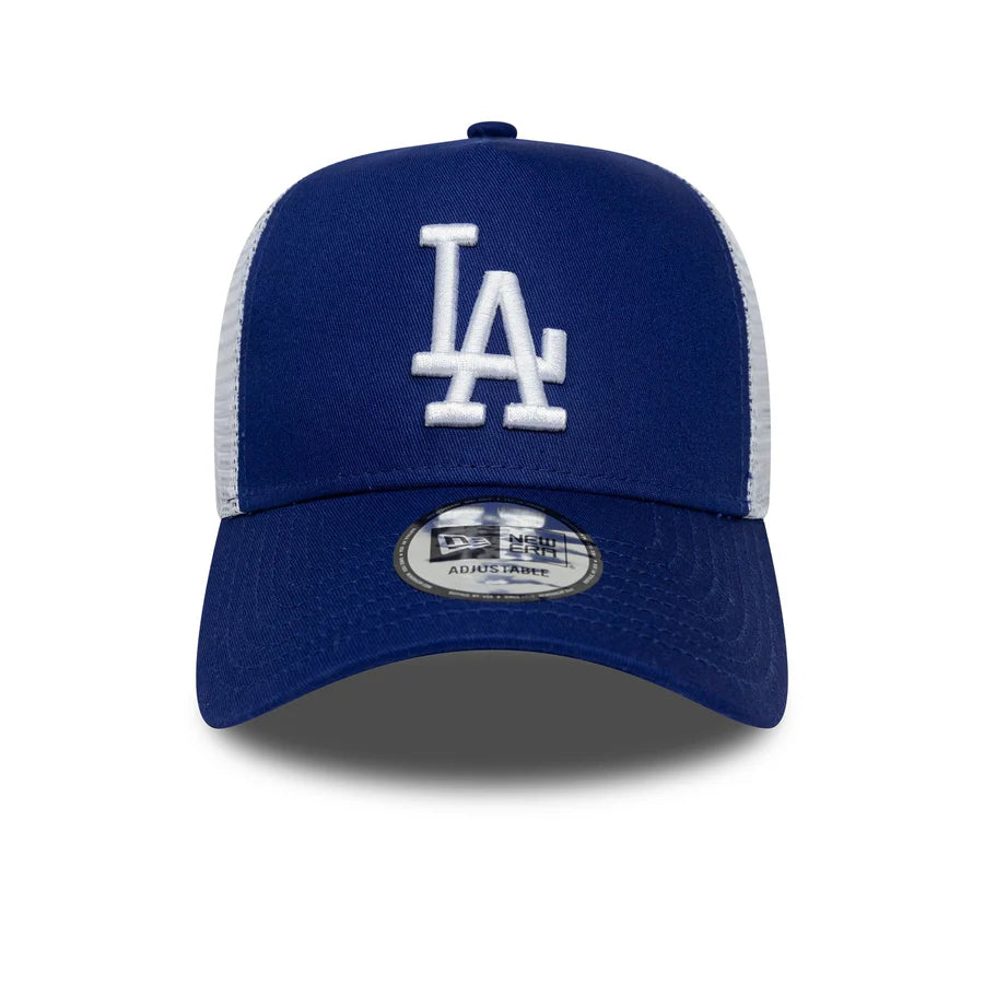 Gorra de camionero azul marino con múltiples parches de los Dodgers de Los Ángeles