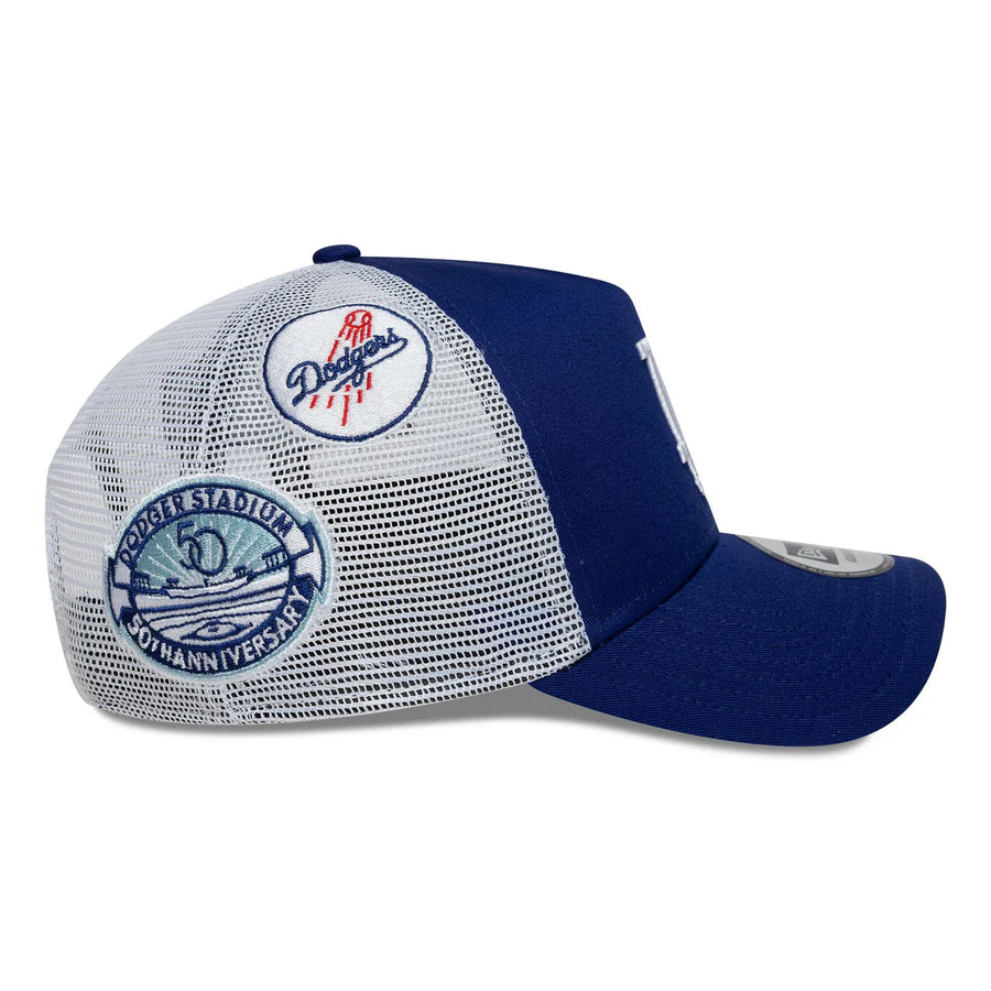 Gorra de camionero azul marino con múltiples parches de los Dodgers de Los Ángeles